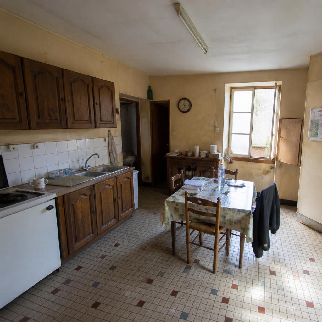 Cuisine — avant rénovation